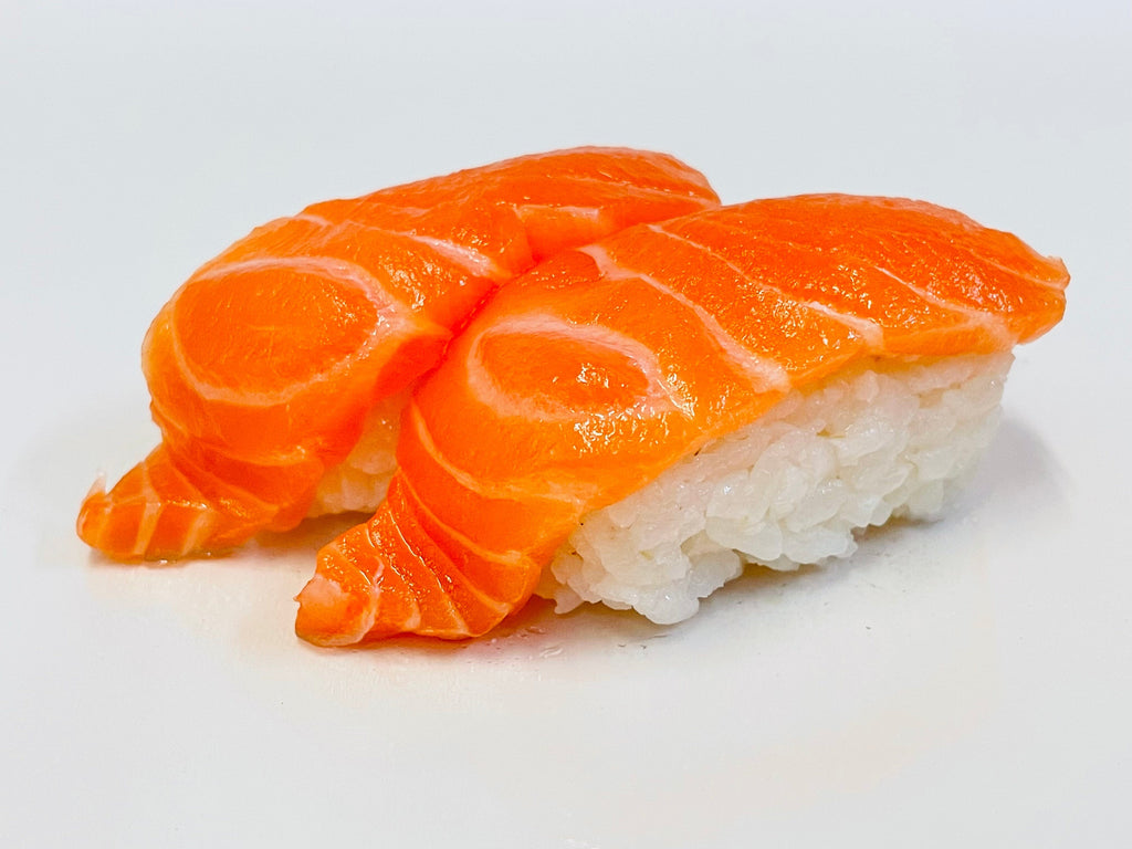 S1-SUSHI SAUMON 5pecs ICHIBAN SUSHI EXPRESS 